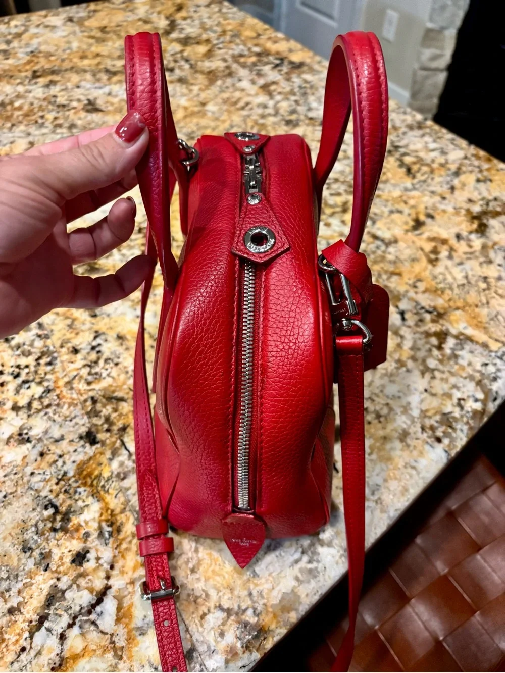 Authentic, gorgeous, Louis Vuitton Dora Soft BB in Taurillon Leather - Picture 9 of 10